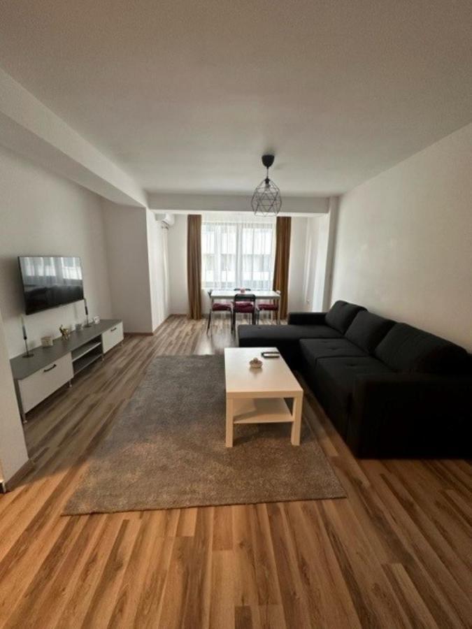 Escape Lounge Apartman Craiova Kültér fotó