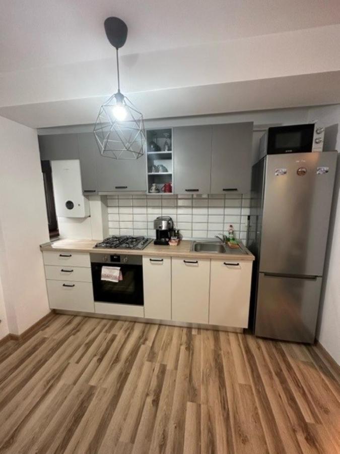 Escape Lounge Apartman Craiova Kültér fotó
